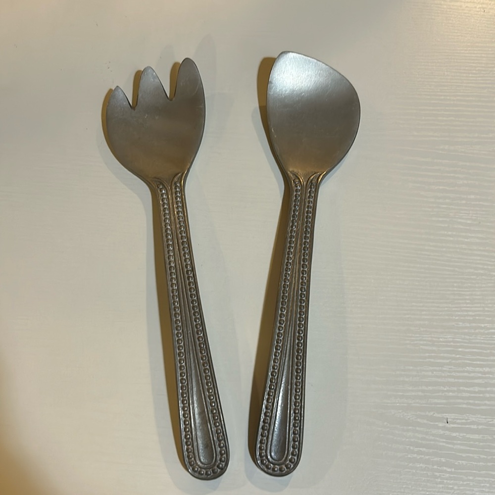 Wilton Armetale salad servers
